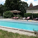 Chateau De La Combe Bed & Breakfast Puyrenier