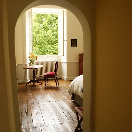 Chateau De La Combe فندق مبيت وإفطار Puyrenier