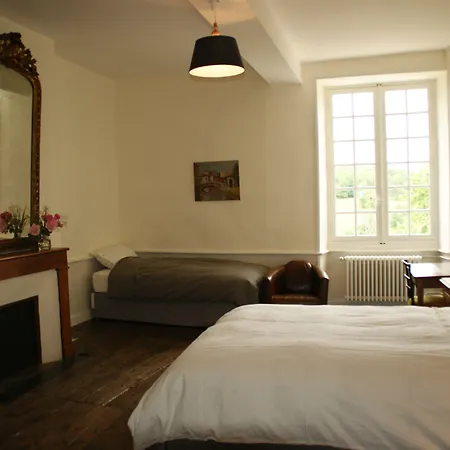 Chateau De La Combe فندق مبيت وإفطار Puyrenier