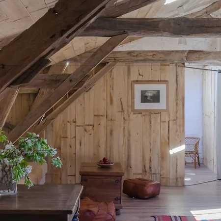 Chateau De La Combe 4* Puyrenier