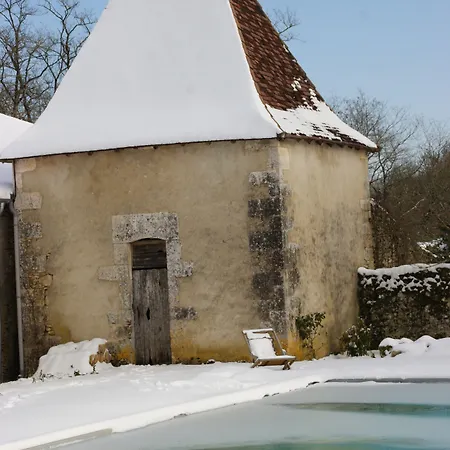 فندق مبيت وإفطار Chateau De La Combe 4*