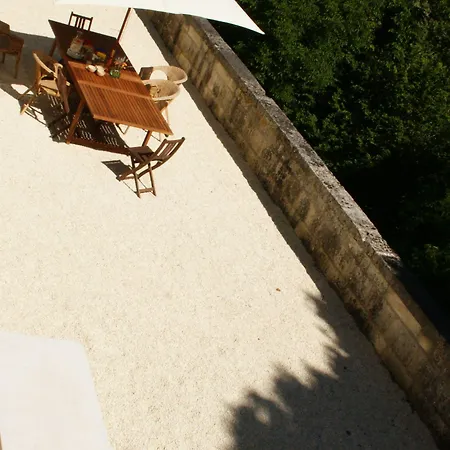 Chateau De La Combe 4*