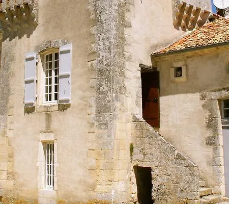 Chateau De La Combe Puyrenier