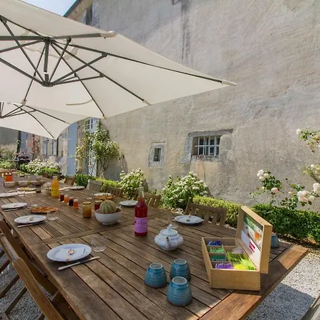 Bed & Breakfast Chateau De La Combe 4*