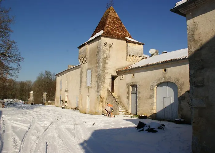 Chateau De La Combe