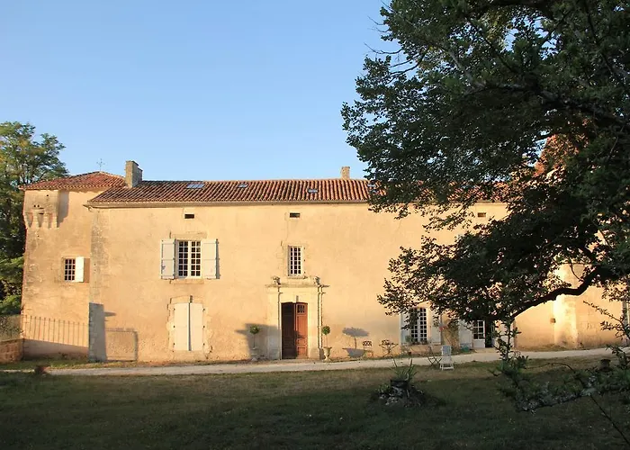 Chateau De La Combe 4* Puyrenier