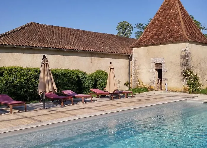 Chateau De La Combe Отель типа 