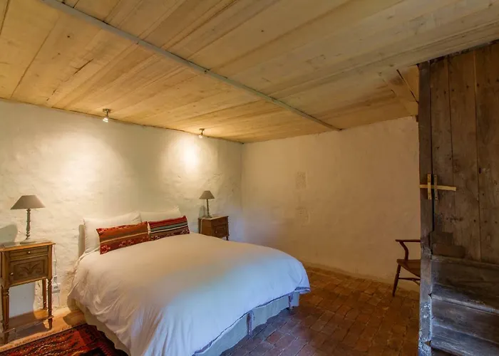 Bed & Breakfast Chateau De La Combe